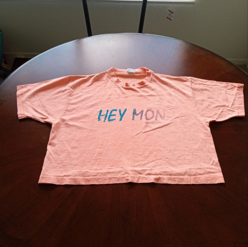Vintage 80s/90s single stitch cropped half shirt “Hey Mon" Anvil